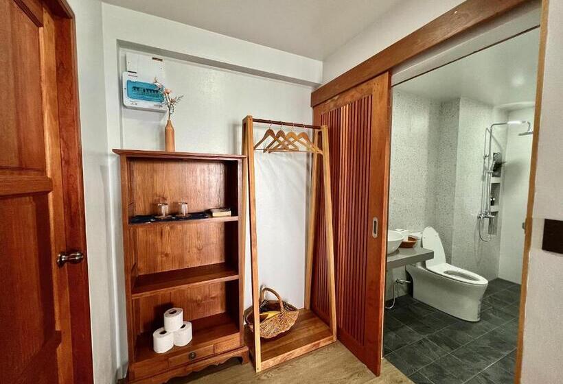 اتاق لوکس با چشم‌انداز دریا, Baan Talay Resort & Yoga