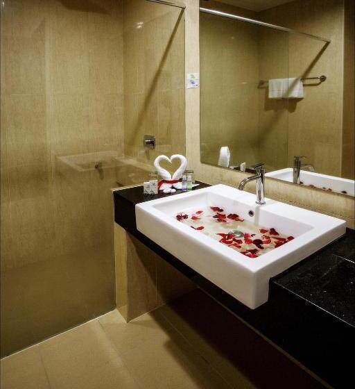 高级大房间, Cathayana