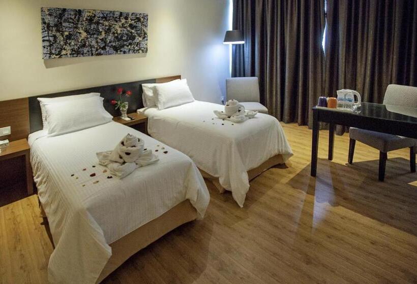 高级大房间, Cathayana