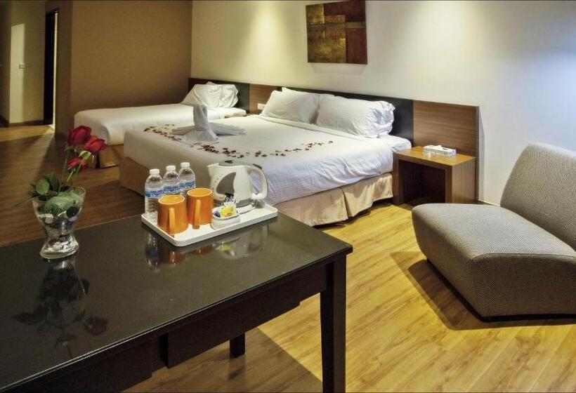 豪华三人间, Cathayana