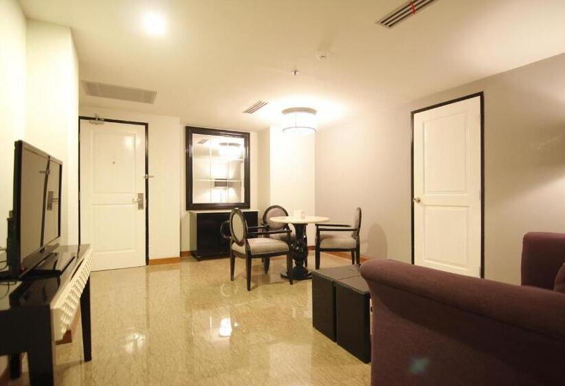 Junior Suite, Diradja