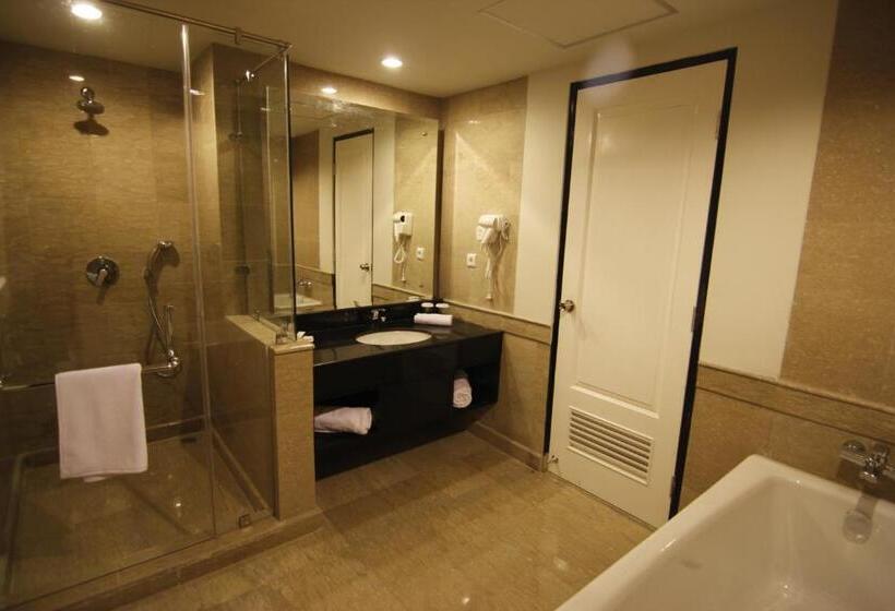 Junior Suite, Diradja