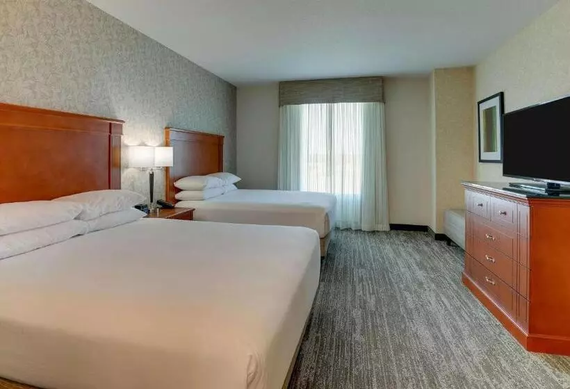 身障者適用スイートルーム, Drury Inn & Suites Independence Kansas City