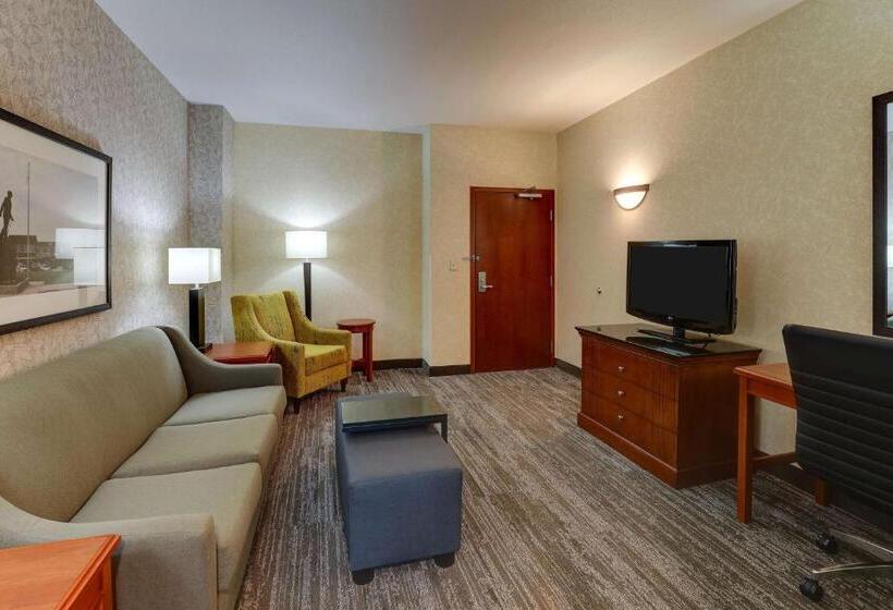 جناح لذوى الاحتياجات الخاصة, Drury Inn & Suites Independence Kansas City