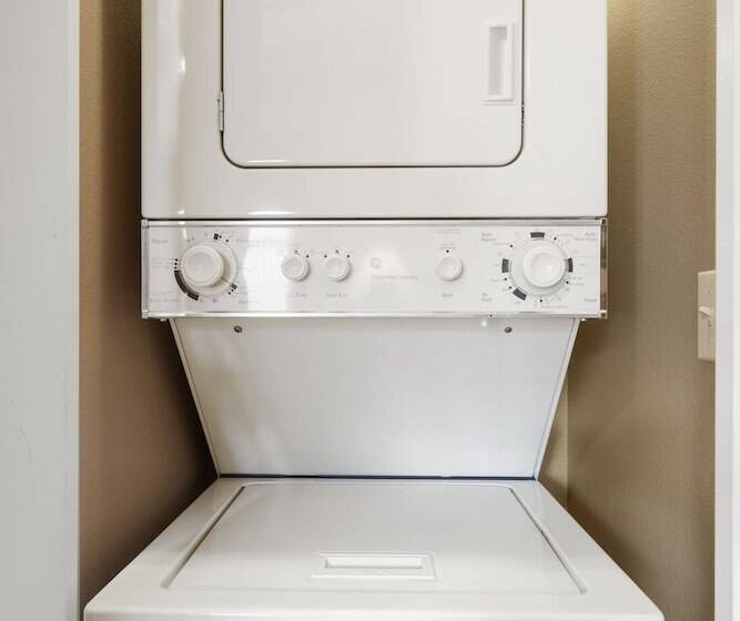 إستوديو قياسى, Stonebridge Village Resort