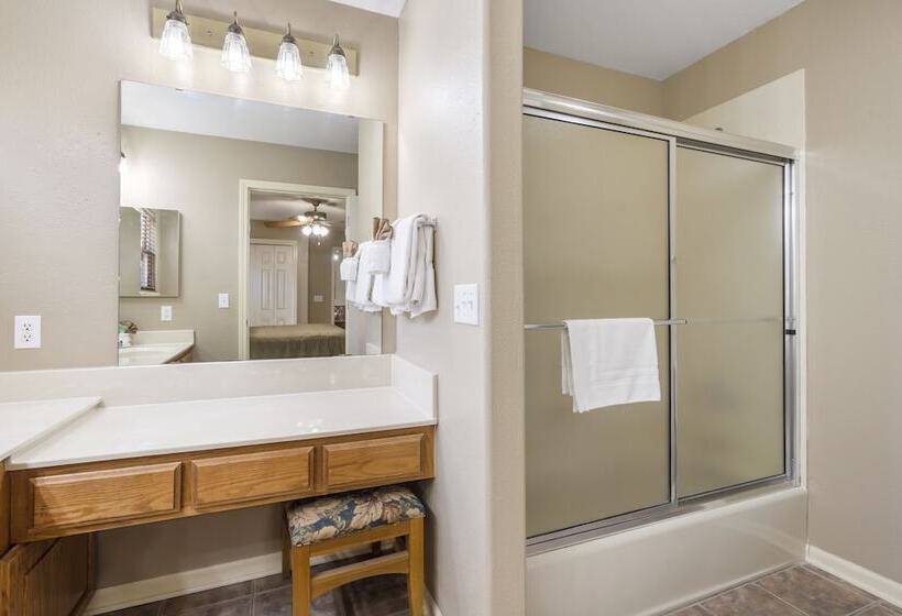 شقة غرفتين, Stonebridge Village Resort