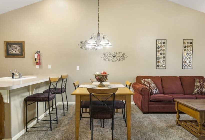 شقة غرفتين, Stonebridge Village Resort