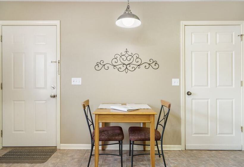 شقة غرفتين, Stonebridge Village Resort