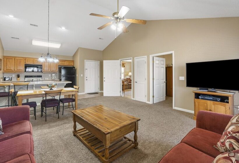 شقة غرفة واحدة, Stonebridge Village Resort