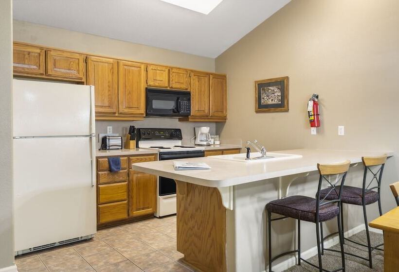 شقة غرفتين, Stonebridge Village Resort