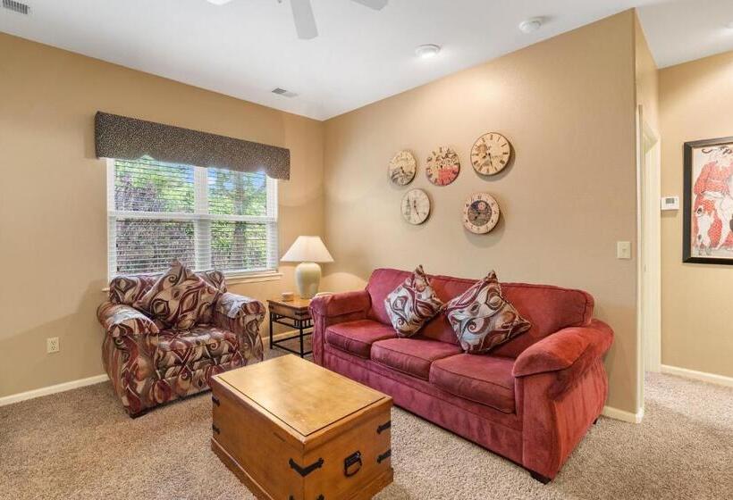 شقة غرفتين, Stonebridge Village Resort