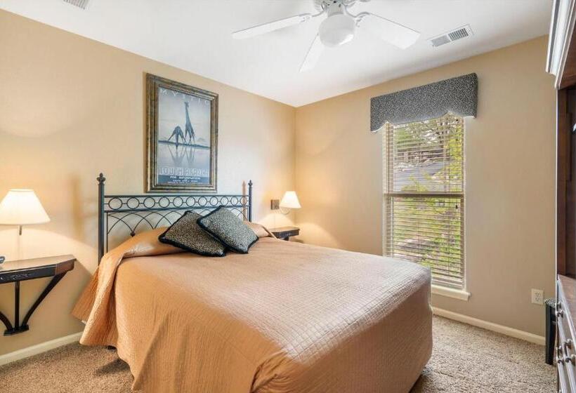 إستوديو قياسى, Stonebridge Village Resort