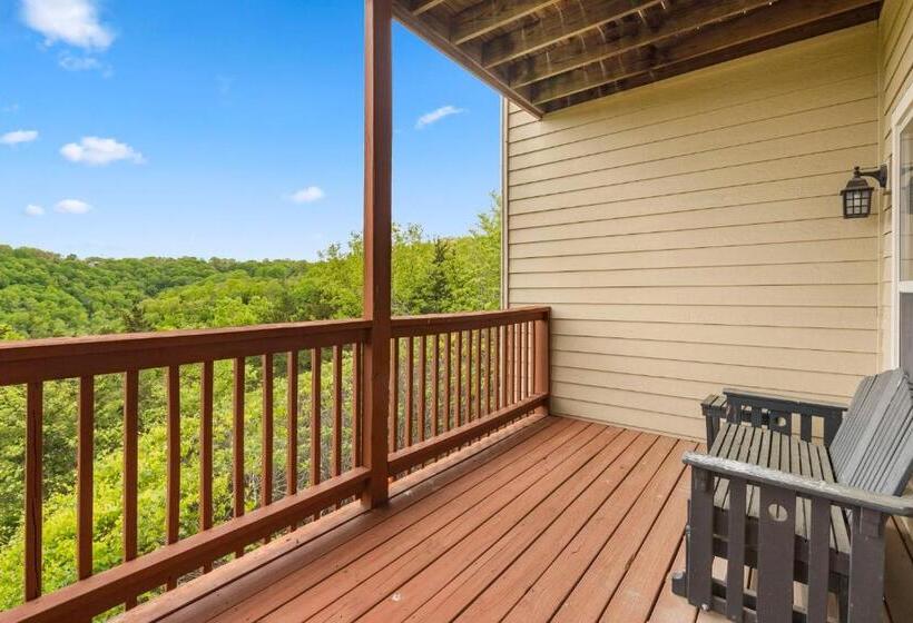 شقة غرفة واحدة, Stonebridge Village Resort