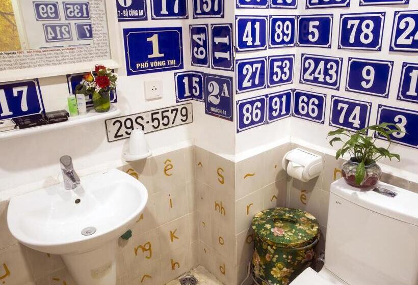 اتاق لوکس با چشم‌انداز شهر, Thang Long Espana