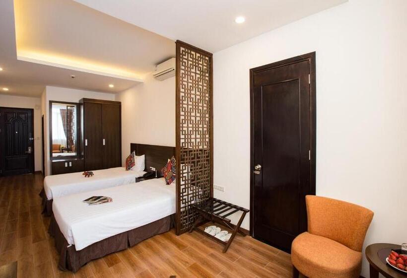 سوییت خانوادگی, Thang Long Espana