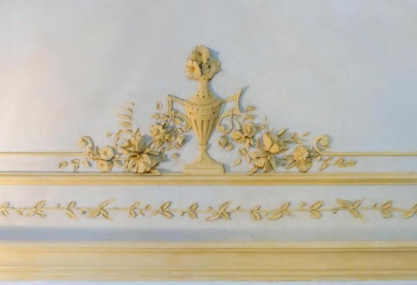 小型套房带阳台, Villa Boscarino