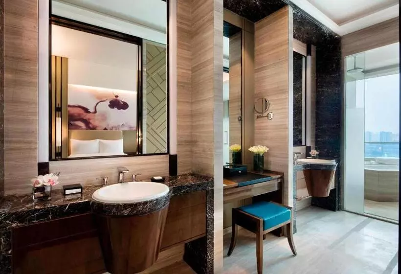 Deluxe Room with Views