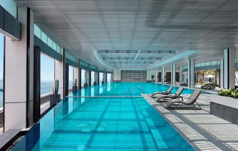 غرفة إدارية سرير كينج, Jw Marriott Hotel Shenzhen Bao An International Airport