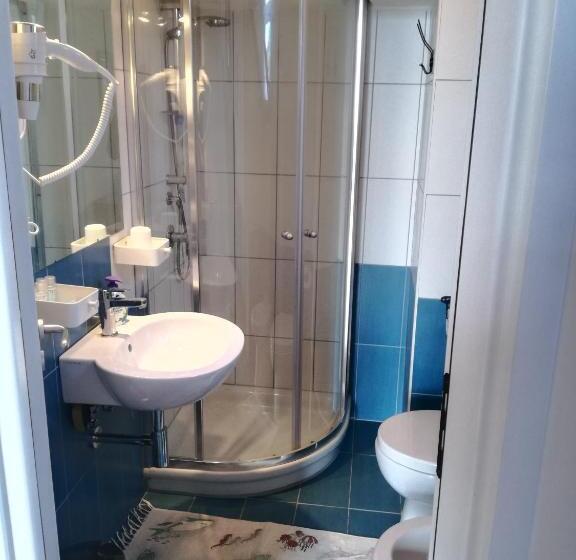 חדר סטנדרט לשלושה עם מרפסת, La Casa Sul Blu Albergo Diffuso