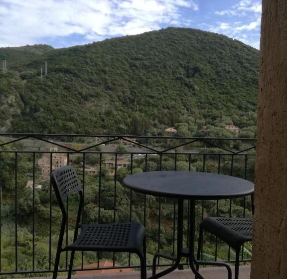 חדר סטנדרט לשלושה עם מרפסת, La Casa Sul Blu Albergo Diffuso