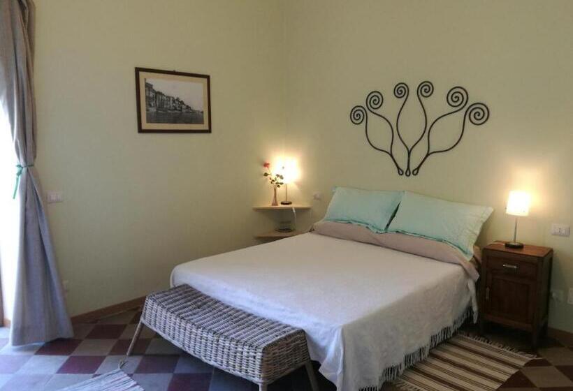 חדר סטנדרט לשלושה עם מרפסת, La Casa Sul Blu Albergo Diffuso