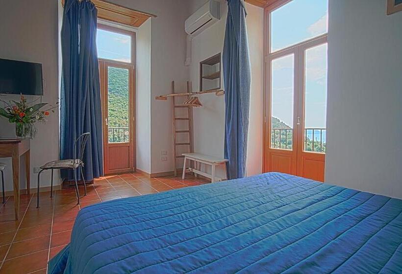 חדר פרמיום לארבעה, La Casa Sul Blu Albergo Diffuso