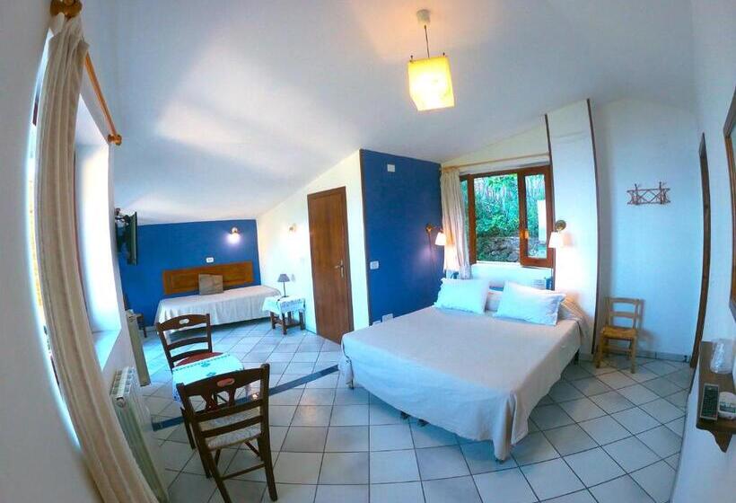 Трехместный Superior Вид на Море, La Casa Sul Blu Albergo Diffuso