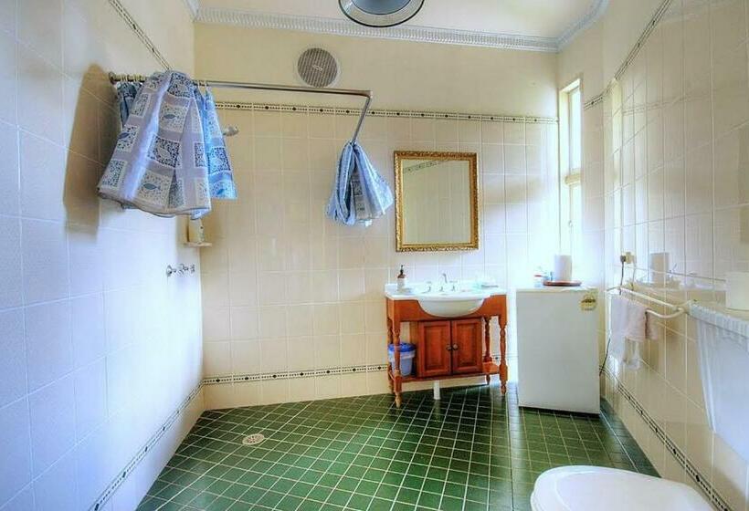 اتاق اکونومی, Melville House Bed And Breakfast