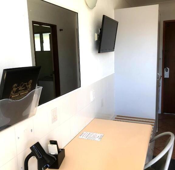 Family Suite, Port O Call Motel