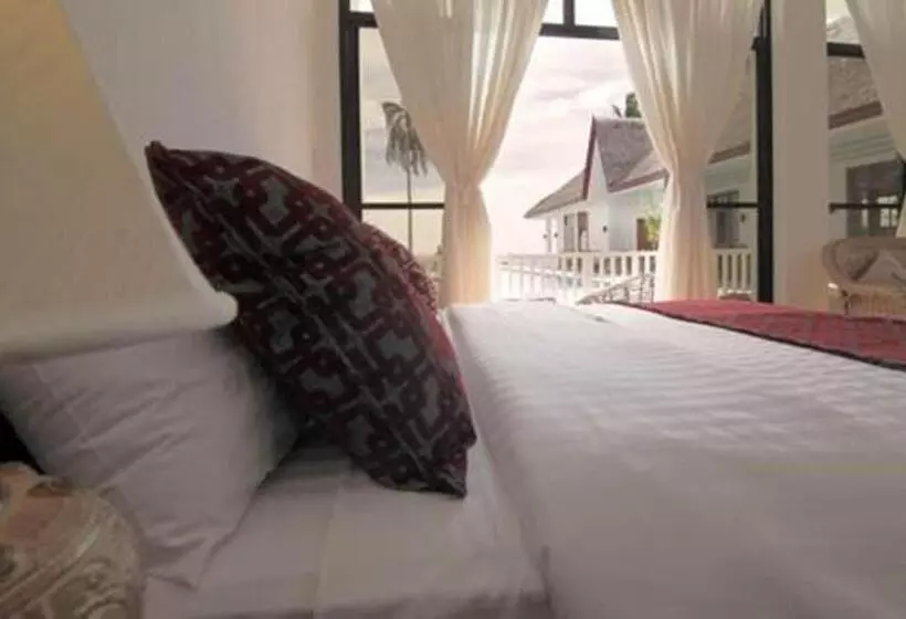 اتاق اجرایی, Sea Dream Resorts