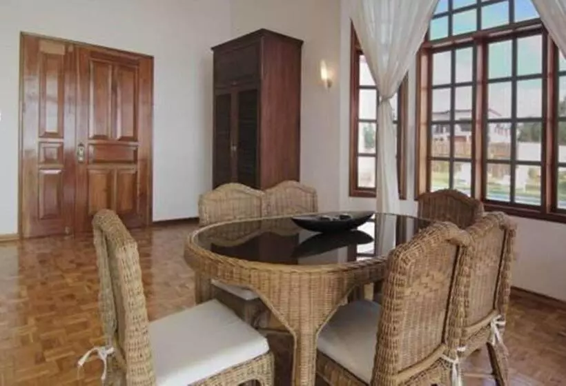 اتاق استاندارد با تخت بزرگ, Sea Dream Resorts