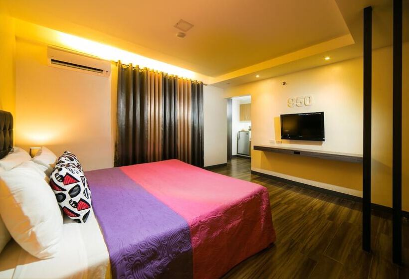 סוויטה אקזקיוטיב, 950 Condotel