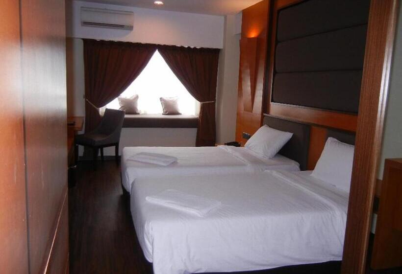 חדר סופריור, C Haya