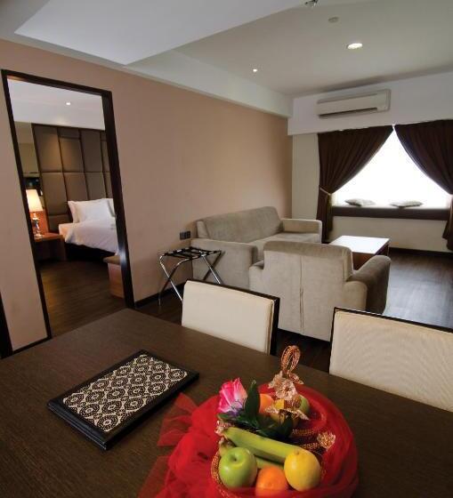 סוויטה משפחתית, C Haya