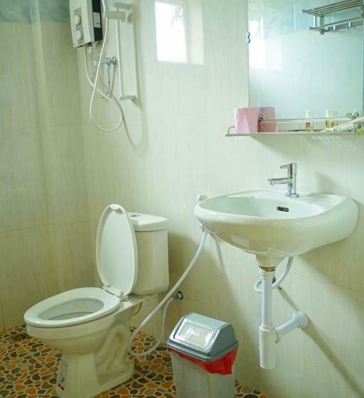 חדר דלוקס, Golden Star Inn