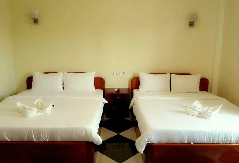 スーペリアールーム, Golden Star Inn