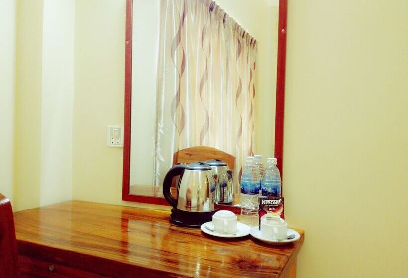 חדר דלוקס, Golden Star Inn