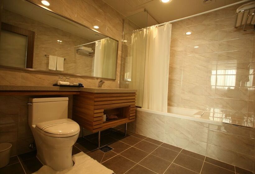 חדר סטנדרט נוף לים, Hyunjin Tourist