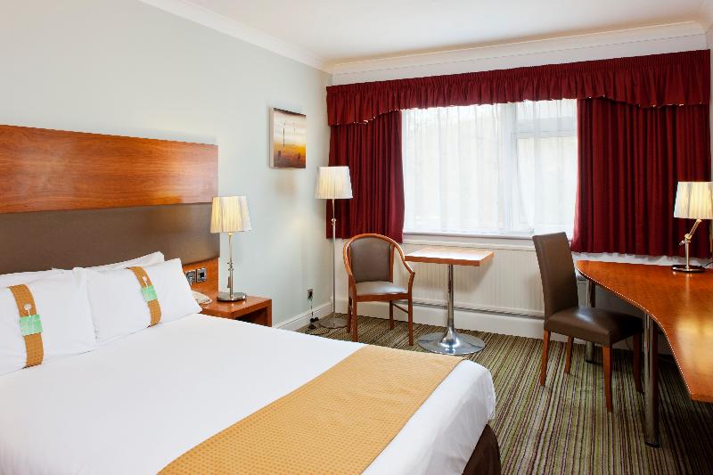 Quarto Familiar Premium, J Suites