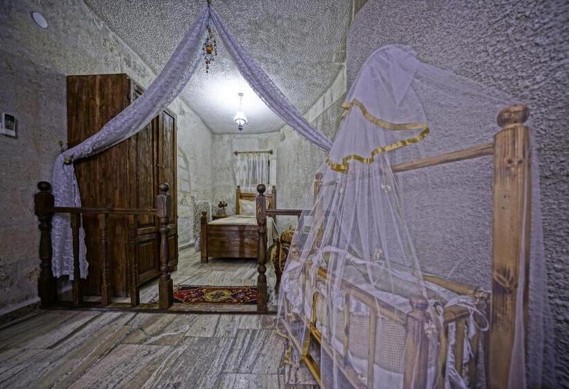 غرفة قياسية, Maccan Cave