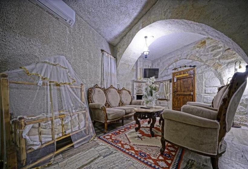 غرفة قياسية, Maccan Cave