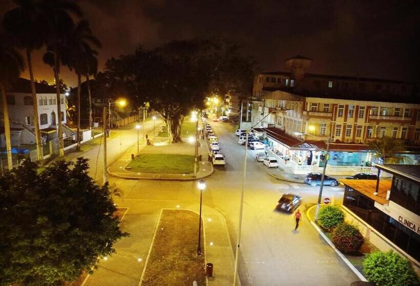 스탠다드 룸 킹사이즈 침대, Meryland