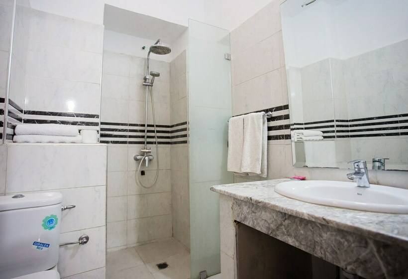 اتاق استاندارد, Hôtel Olympic