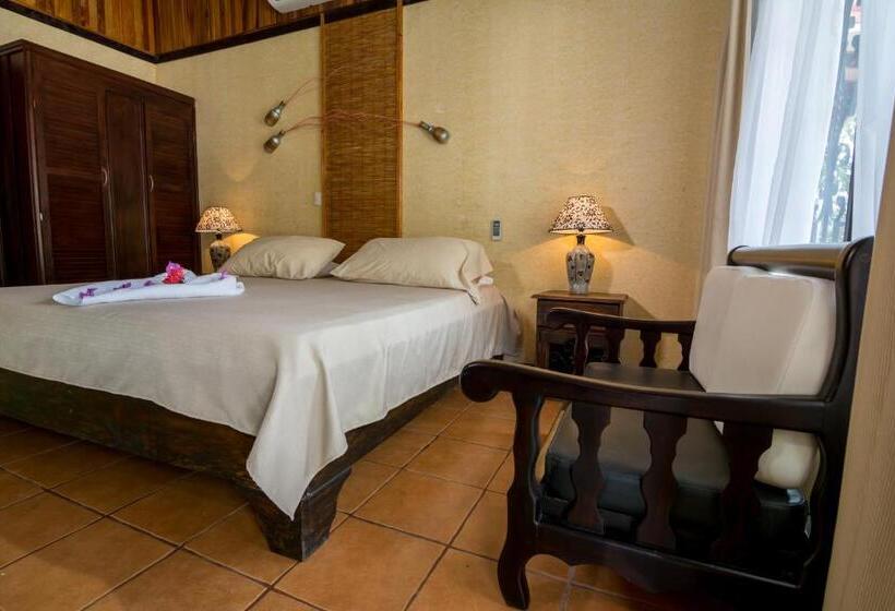 스탠다드 룸 킹사이즈 침대, Pacific Paradise Resort