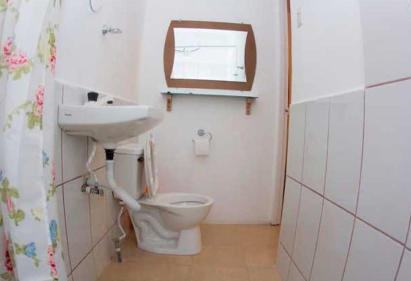 标准三人间, Posada Bahia Azul