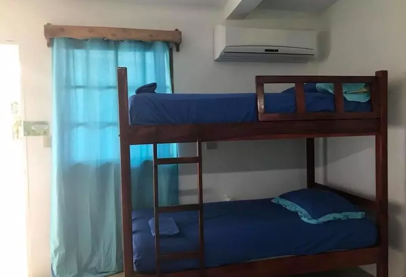 اتاق استاندارد سه نفره, Posada Bahia Azul