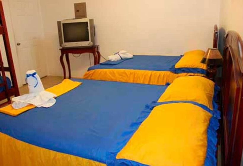 家庭间, Posada Bahia Azul