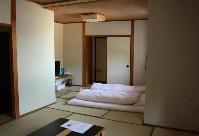 浴室共有スタンダード４人用ルーム, Sakuraya
