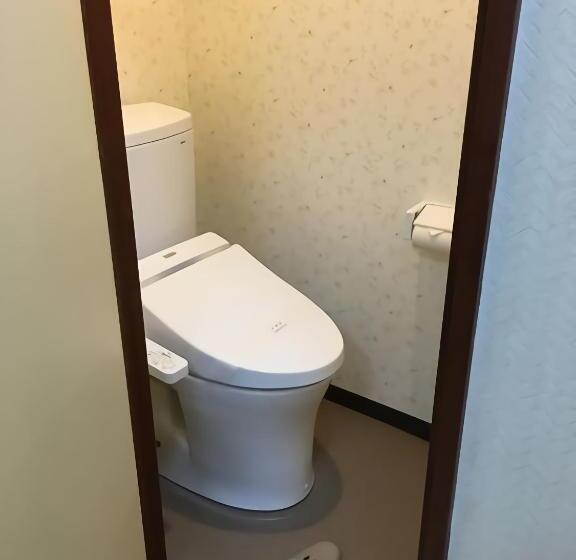 标准单人间, Sakuraya