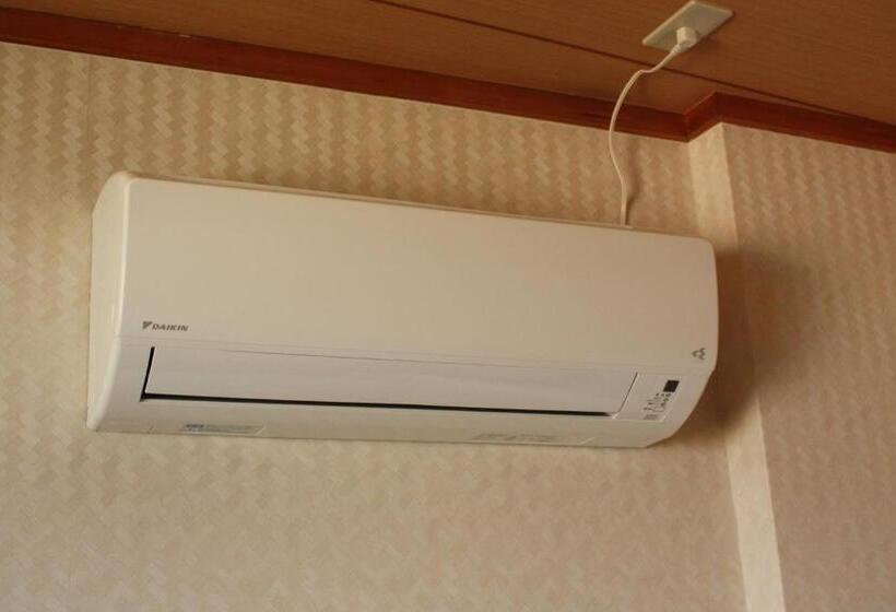 غرفة قياسية فردية, Sakuraya